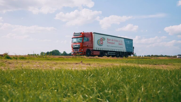 Transport voor Stienstra tegels en sanitair